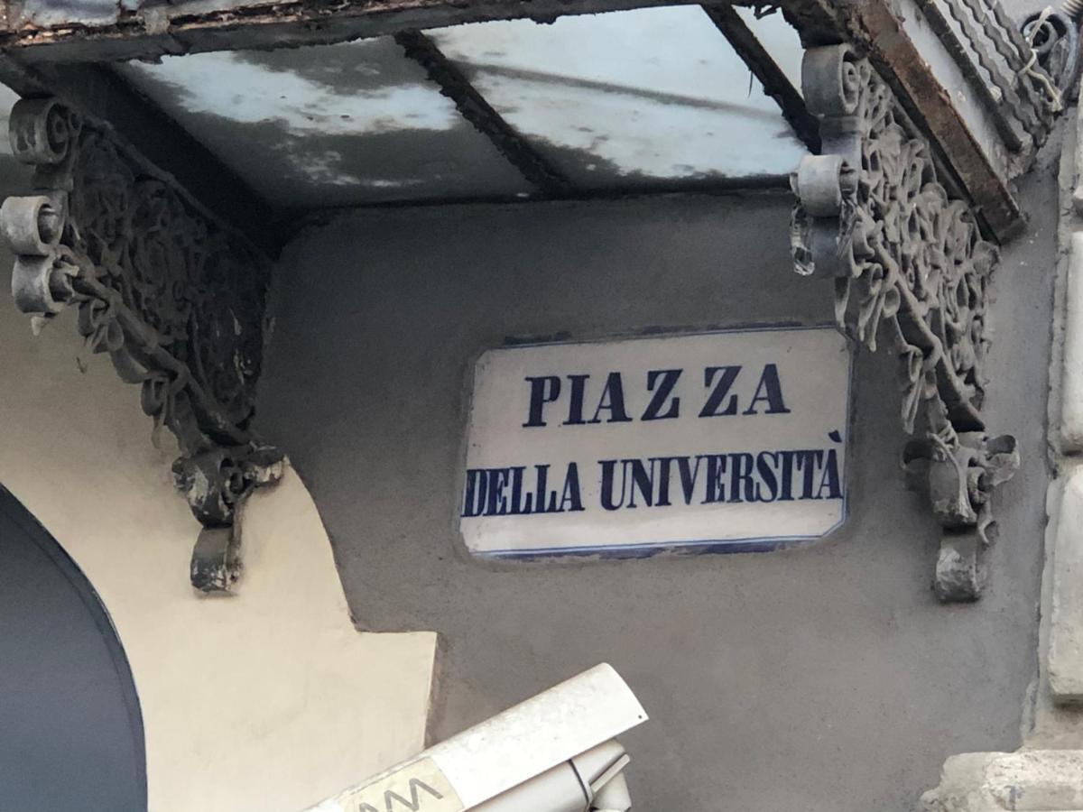 Sicily Wonderful Piazza Universita' Villa Catania Exterior foto